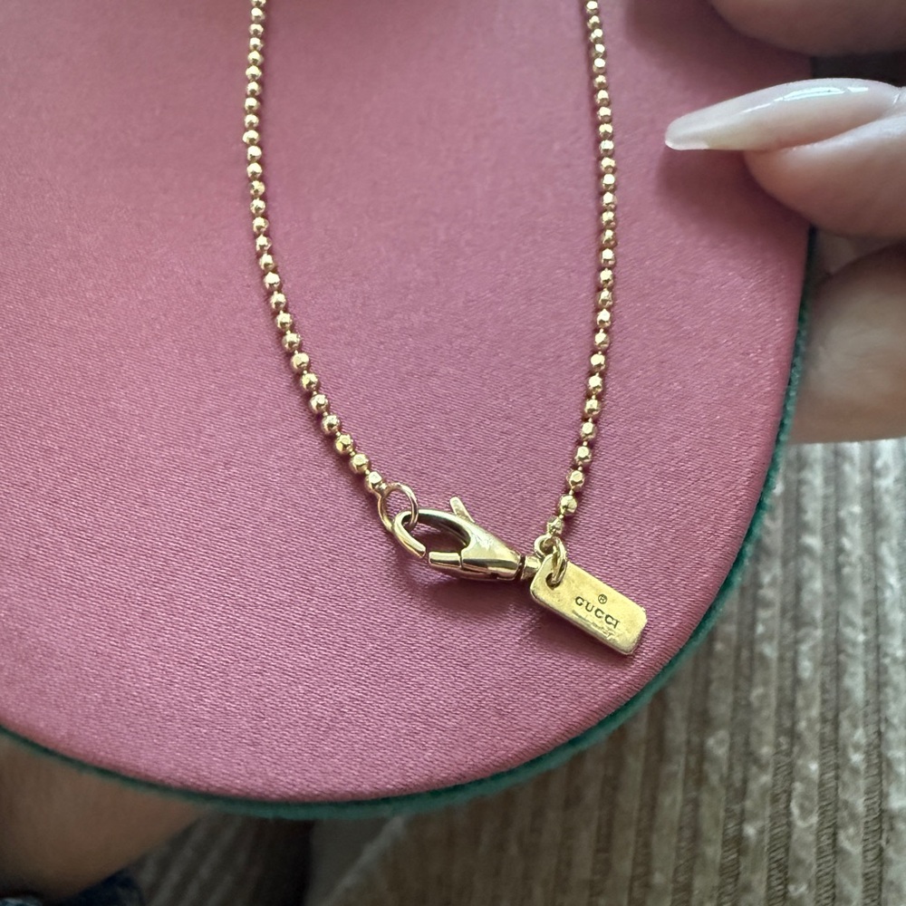 Gucci 18k Gold Tassel Necklace - Picture 4 of 13